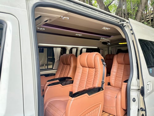 리무진 차량 이미지